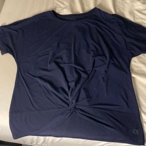 GapFit “Twist Up” Top